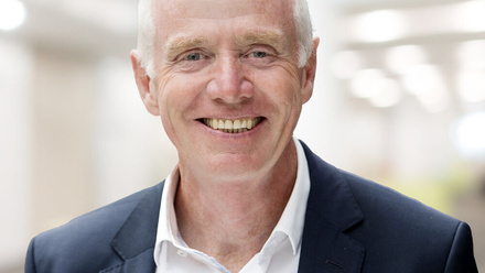 Peter Brauer v2.jpg