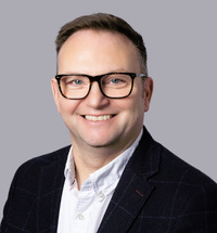 Matt Norton headshot 1.jpg