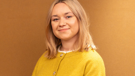 Jo Gallacher headshot-2.jpg