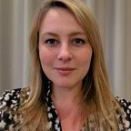 Dr Amanda Bunten