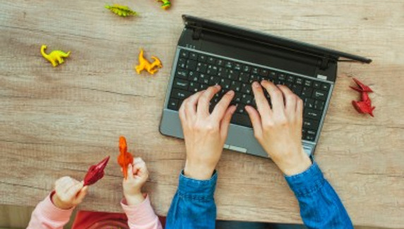 TELUS Health report: Working unwell, the hidden burden of UK working parents.jpg