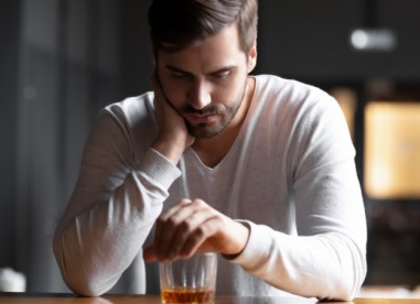 Why addictive behaviour is not just an employee’s problem | Reward and ...