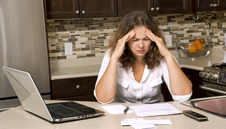 4 ways to ease the effect of cost-of-living crisis-related financial stress on employees.jpg 1