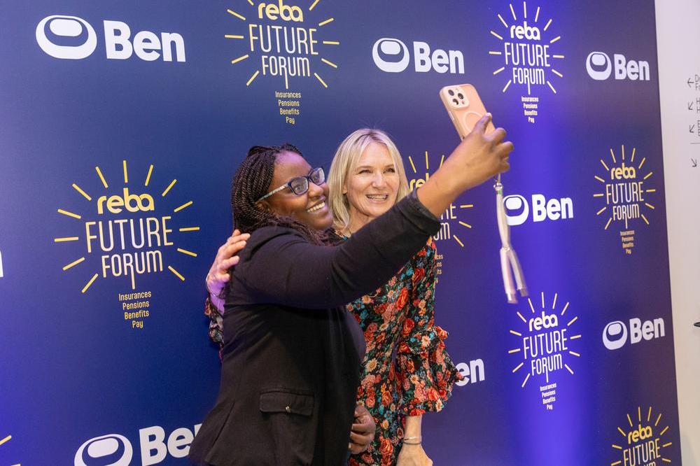 ff25-delegate-and-jo-whiley-selfie.jpg