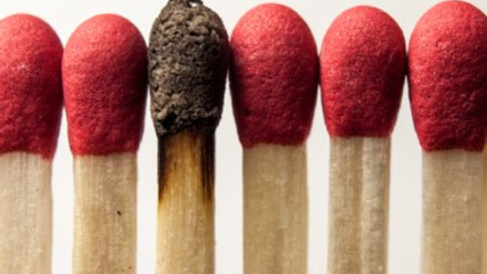 How to identify burnout and help employees overcome it feat.jpg
