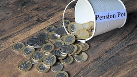 The pros and cons of consolidating pensions – and the employer’s rolejpg